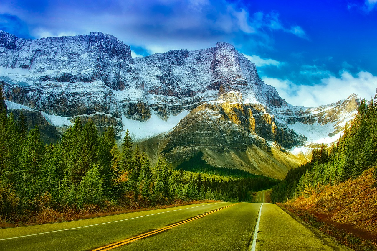 Banff National Park, Alberta — Rocky Mountain highway
